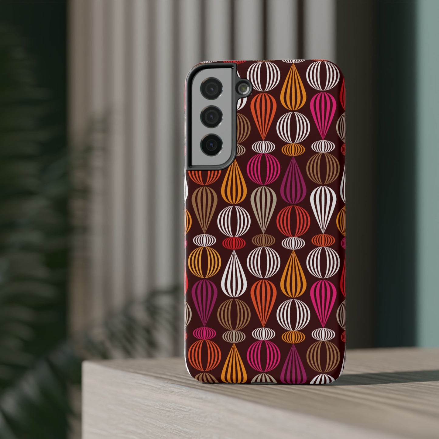 Impact-Resistant Phone Case Floral – Durable Protective Cover, Wireless Charging Compatible, Gift for Tech Lovers